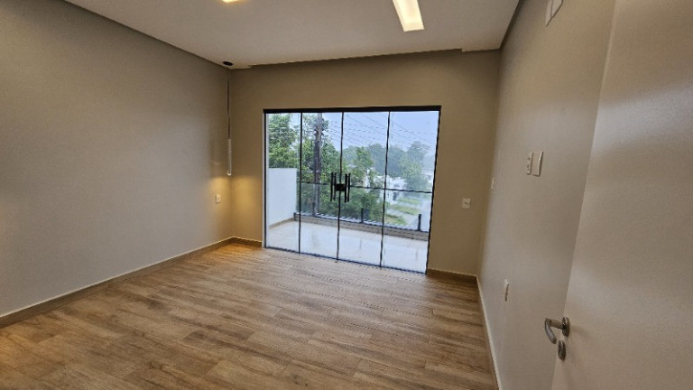 Imagem Casa com 4 Quartos à Venda, 241 m² em Ponta Negra - Manaus
