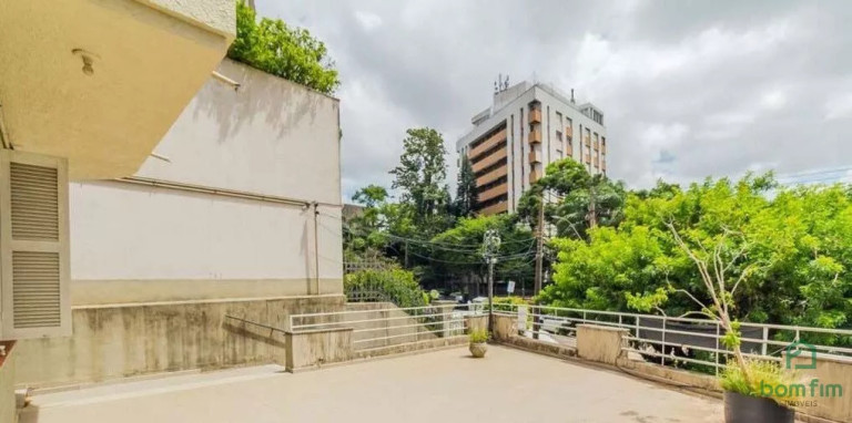 Imagem Casa com 5 Quartos à Venda, 618 m² em Moinhos De Vento - Porto Alegre