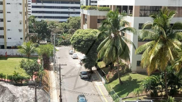 Imagem Apartamento com 2 Quartos à Venda, 74 m² em Pituba - Salvador