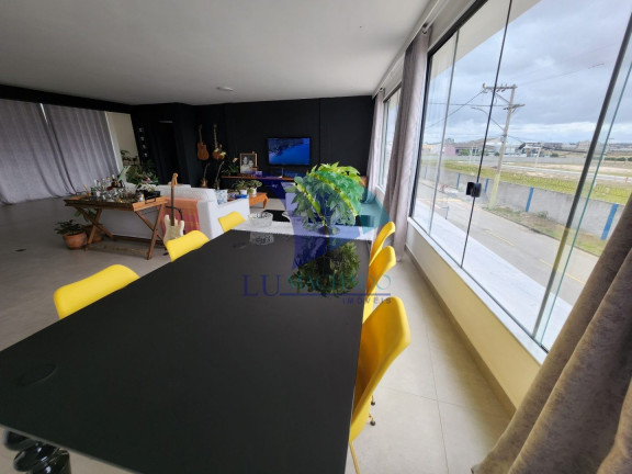 Imagem Casa com 3 Quartos à Venda, 346 m² em Nova São Pedro - São Pedro Da Aldeia Imagem Casa com 3 Quartos à Venda, 346 m² em Nova São Pedro - São Pedro Da Aldeia