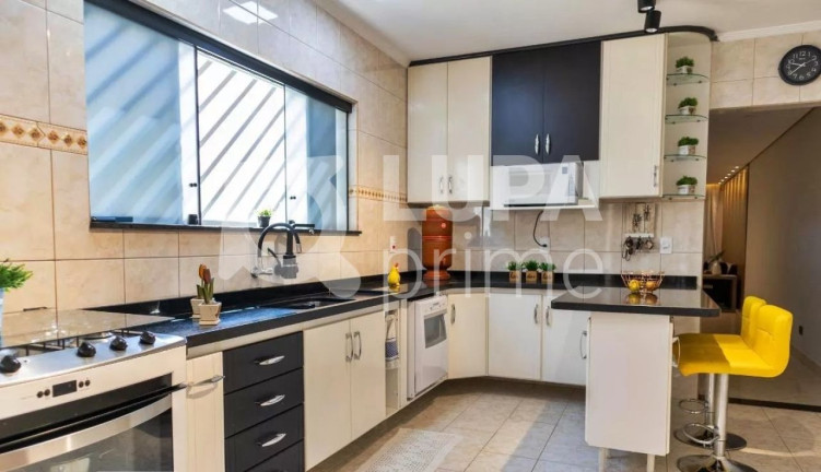 Imagem Casa com 3 Quartos à Venda, 140 m² em Jardim Guanca - São Paulo Imagem Casa com 3 Quartos à Venda, 140 m² em Jardim Guanca - São Paulo