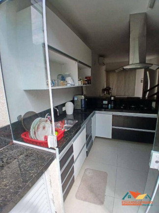 Imagem Casa à Venda, em Massaguaçu - Caraguatatuba Imagem Casa à Venda, em Massaguaçu - Caraguatatuba