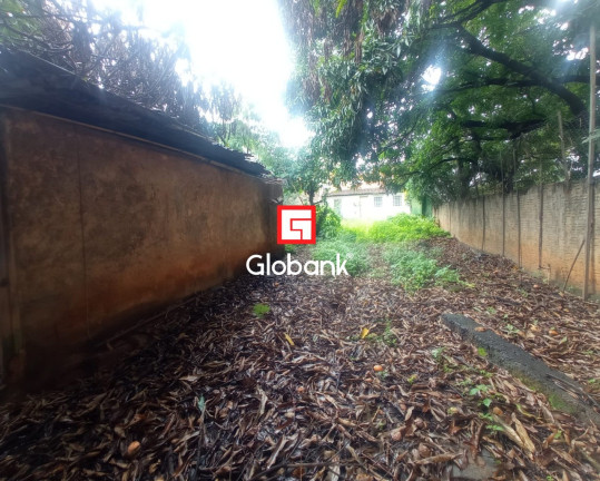 Terreno à Venda, 295 m² em Vila Brasília - Montes Claros
