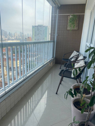 Apartamento com 2 Quartos à Venda, 67 m² em Encruzilhada - Santos