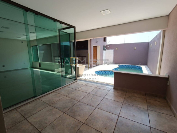Imagem Casa com 3 Quartos à Venda, 250 m² em Jardim Paraíso Ii - Botucatu