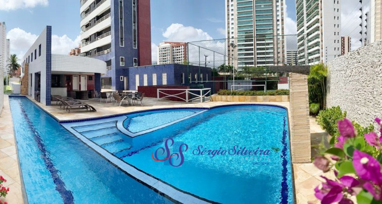 Apartamento com 3 Quartos à Venda, 243 m² em Guararapes - Fortaleza