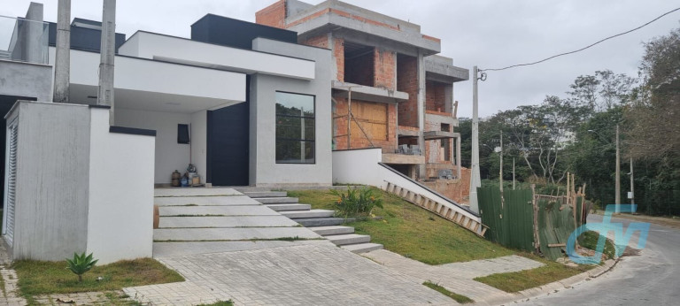 Imagem Casa de Condomínio com 3 Quartos à Venda, 150 m² em Parque Residencial Itapeti - Mogi Das Cruzes Imagem Casa de Condomínio com 3 Quartos à Venda, 150 m² em Parque Residencial Itapeti - Mogi Das Cruzes