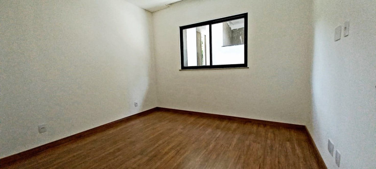 Imagem Casa com 4 Quartos à Venda, 171 m² em Posse - Teresópolis Imagem Casa com 4 Quartos à Venda, 171 m² em Posse - Teresópolis