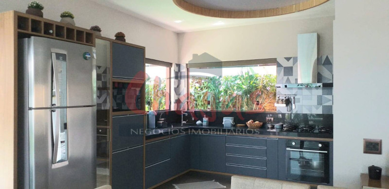 Imagem Sobrado com 3 Quartos à Venda, 262 m² em Loteamento Recanto Sandra - Caraguatatuba Imagem Sobrado com 3 Quartos à Venda, 262 m² em Loteamento Recanto Sandra - Caraguatatuba
