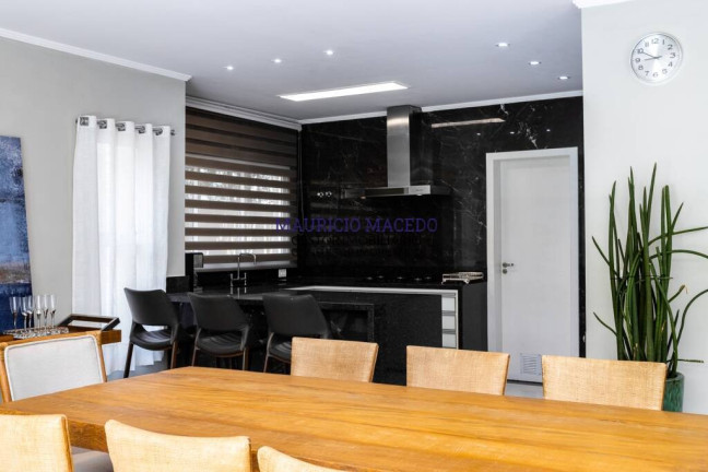 Imagem Casa com 5 Quartos à Venda, 420 m² em Alphaville - Santana De Parnaíba Imagem Casa com 5 Quartos à Venda, 420 m² em Alphaville - Santana De Parnaíba