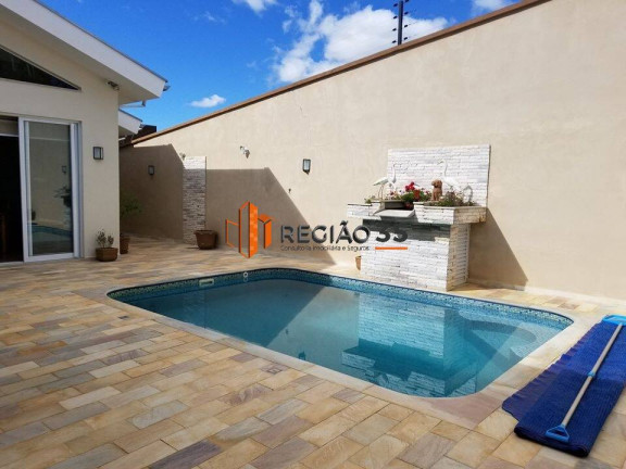 Imagem Casa com 3 Quartos à Venda, 490 m² em Jardim Europa - Poços De Caldas