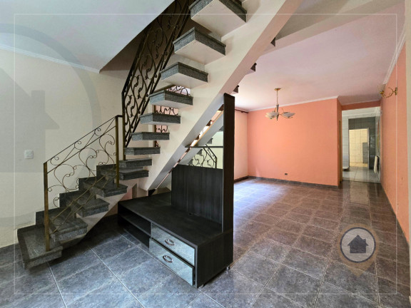 Imagem Casa com 4 Quartos à Venda, 180 m² em Guarulhos