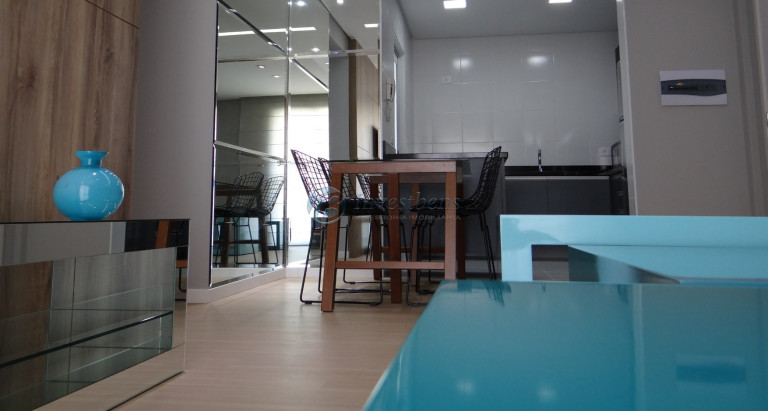 Imagem Apartamento com 2 Quartos à Venda, 73 m² em Cristo Rei - Curitiba