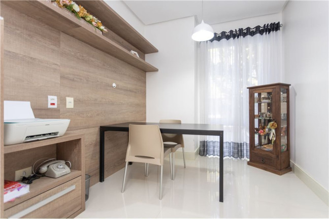 Imagem Casa com 5 Quartos à Venda, 550 m² em Chácara Das Pedras - Porto Alegre