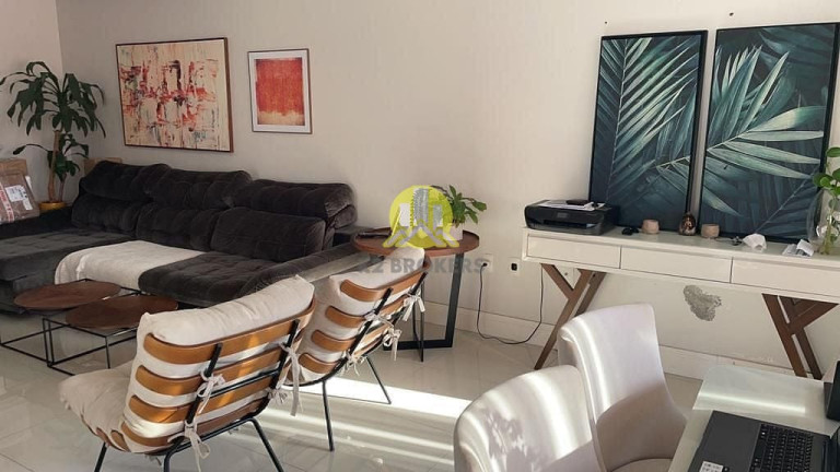 Imagem Apartamento com 3 Quartos à Venda, 213 m² em Centro - Balneário Camboriú Imagem Apartamento com 3 Quartos à Venda, 213 m² em Centro - Balneário Camboriú