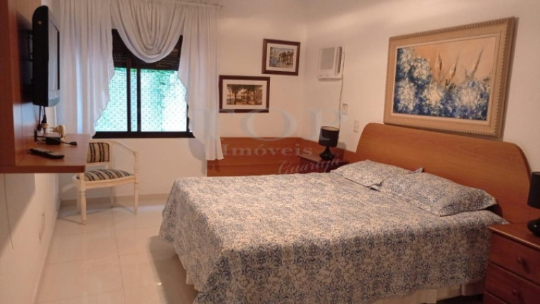 Imagem Apartamento com 4 Quartos à Venda, 236 m² em Morro Do Maluf - Guarujá