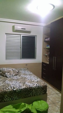 Imagem Casa com 3 Quartos à Venda, em Abraão - Florianópolis Imagem Casa com 3 Quartos à Venda, em Abraão - Florianópolis
