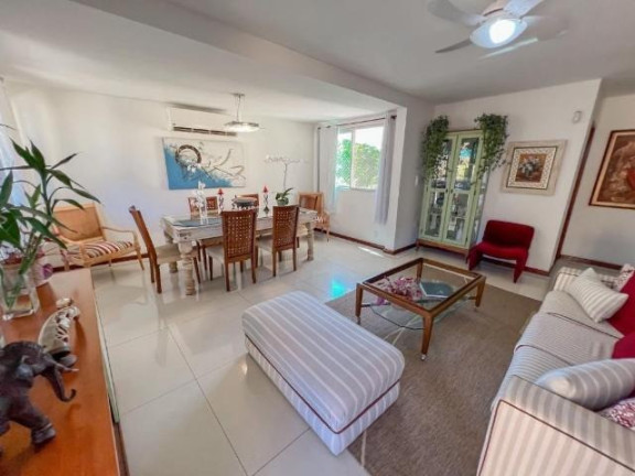 Imagem Casa com 3 Quartos à Venda, 730 m² em Itaipu - Niterói Imagem Casa com 3 Quartos à Venda, 730 m² em Itaipu - Niterói