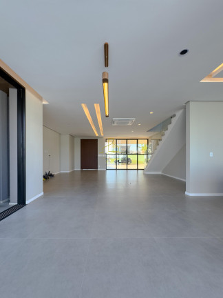 Imagem Casa com 4 Quartos à Venda, 315 m² em Alphaville Jacuhy - Serra Imagem Casa com 4 Quartos à Venda, 315 m² em Alphaville Jacuhy - Serra