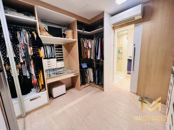 Imagem Casa com 4 Quartos à Venda, 620 m² em De Lourdes - Fortaleza