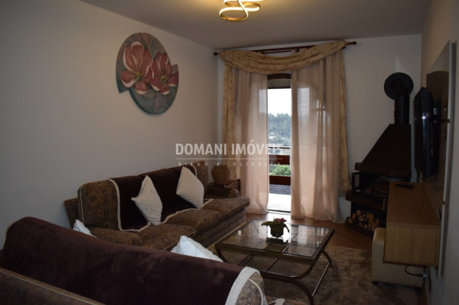 Imagem Imóvel com 3 Quartos para Alugar, 100 m² em Região Do Alto Do Capivari - Campos Do Jordão Imagem Imóvel com 3 Quartos para Alugar, 100 m² em Região Do Alto Do Capivari - Campos Do Jordão