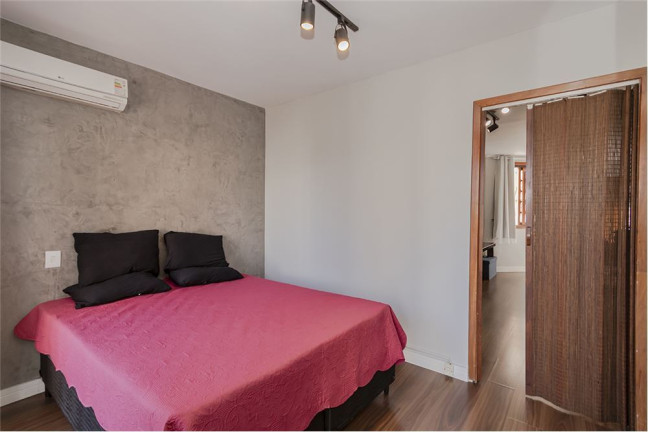 Imagem Apartamento com 1 Quarto à Venda, 40 m² em Cidade Baixa - Porto Alegre Imagem Apartamento com 1 Quarto à Venda, 40 m² em Cidade Baixa - Porto Alegre