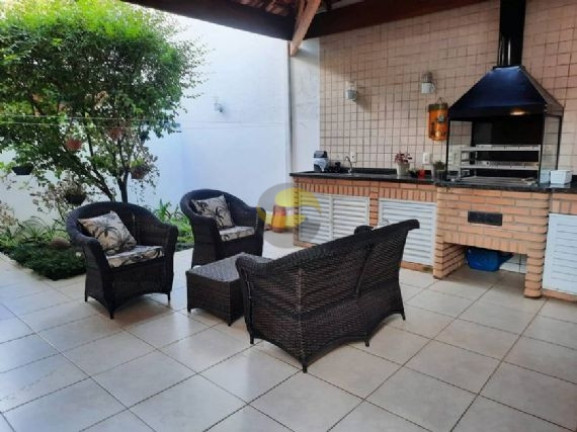 Casa de Condomínio com 3 Quartos à Venda, 150 m² em Granja Viana - Cotia