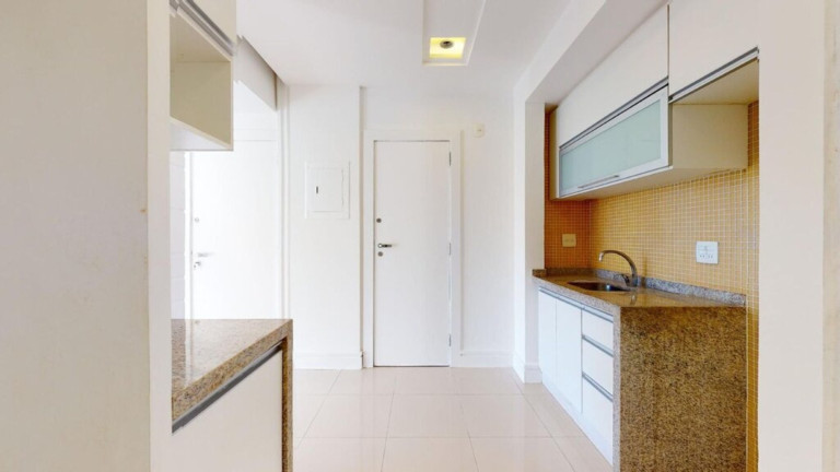 Imagem Imóvel com 2 Quartos à Venda, 75 m² em Lagoa - Rio De Janeiro Imagem Imóvel com 2 Quartos à Venda, 75 m² em Lagoa - Rio De Janeiro