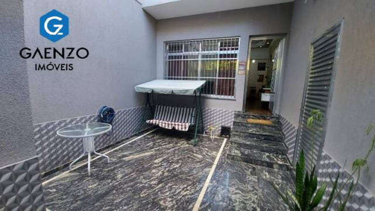 Imagem Sobrado com 3 Quartos à Venda, 450 m² em Pestana - Osasco Imagem Sobrado com 3 Quartos à Venda, 450 m² em Pestana - Osasco