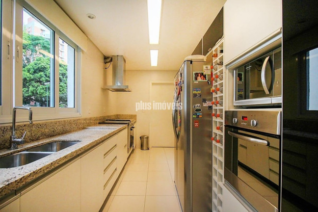 Imagem Apartamento com 3 Quartos à Venda, 257 m² em Real Parque - São Paulo Imagem Apartamento com 3 Quartos à Venda, 257 m² em Real Parque - São Paulo