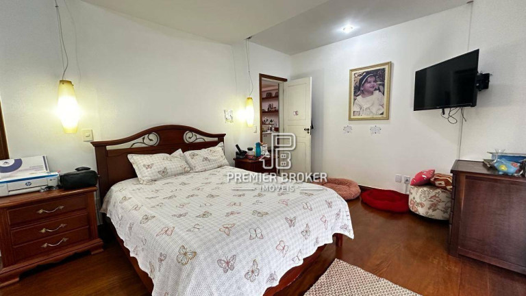 Imagem Casa com 5 Quartos à Venda, 400 m² em Quebra Frascos - Teresópolis Imagem Casa com 5 Quartos à Venda, 400 m² em Quebra Frascos - Teresópolis