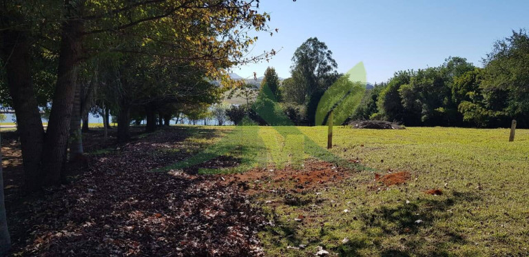 Imagem Chácara com 8 Quartos à Venda, 20.000 m² em Represa - Piracaia Imagem Chácara com 8 Quartos à Venda, 20.000 m² em Represa - Piracaia