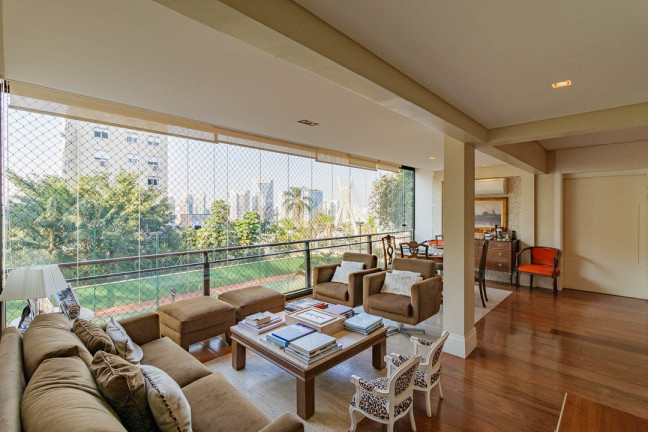Imagem Apartamento com 4 Quartos à Venda, 262 m² em Real Parque - São Paulo