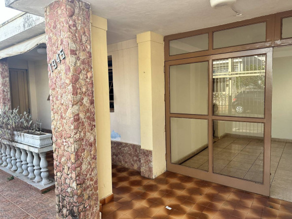 Imagem Casa com 2 Quartos para Alugar, 400 m² em Centro - Botucatu Imagem Casa com 2 Quartos para Alugar, 400 m² em Centro - Botucatu