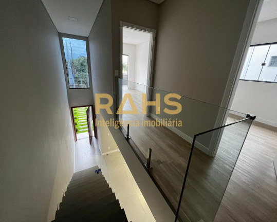 Casa com 3 Quartos à Venda, 160 m² em Saguaçu - Joinville
