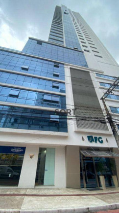 Apartamento com 4 Quartos para Alugar, 144 m² em Centro - Balneário Camboriú