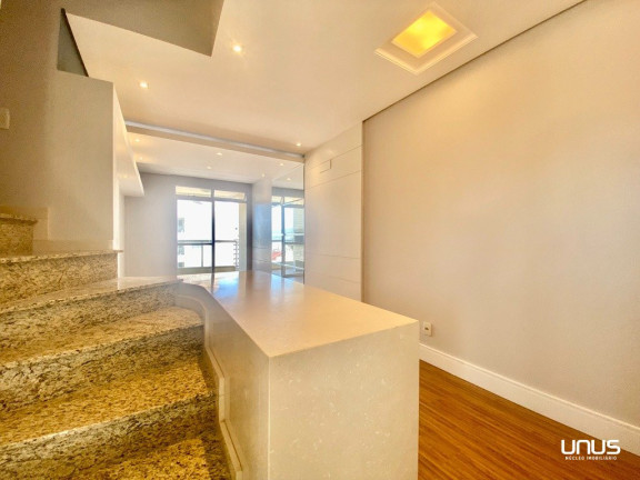 Imagem Cobertura com 3 Quartos à Venda, 135 m² em Coqueiros - Florianópolis