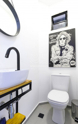 Imagem Casa com 2 Quartos à Venda, 129 m² em Vila Olímpia - São Paulo