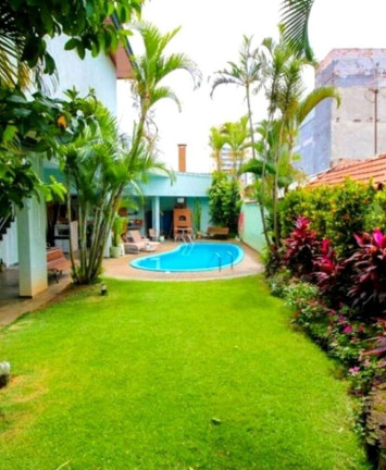 Casa com 6 Quartos à Venda, 600 m² em Mooca - São Paulo