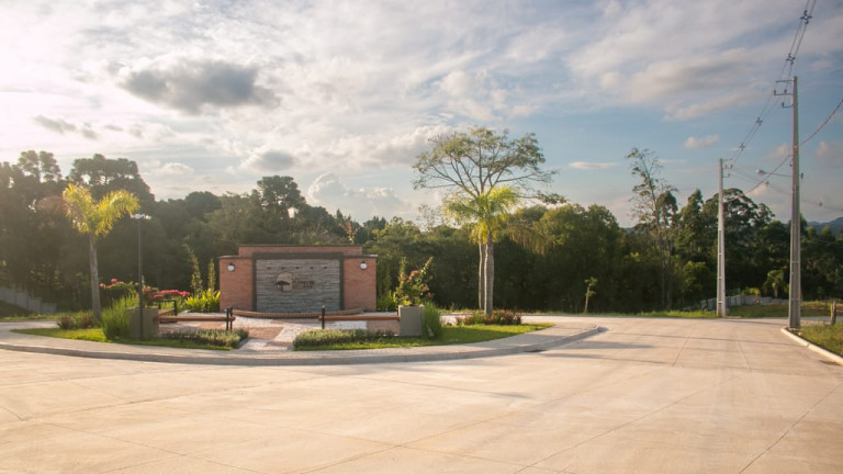 Imagem Terreno à Venda, 180 m² em Vila Rivabem - Campo Largo Imagem Terreno à Venda, 180 m² em Vila Rivabem - Campo Largo