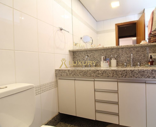 Imagem Imóvel com 4 Quartos à Venda, 181 m² em Belvedere - Belo Horizonte