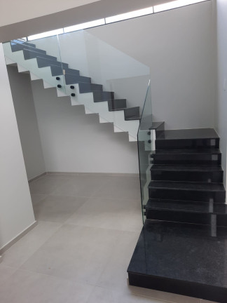 Imagem Casa com 4 Quartos à Venda, 282 m² em Fogão Gaúcho - Taquara Imagem Casa com 4 Quartos à Venda, 282 m² em Fogão Gaúcho - Taquara
