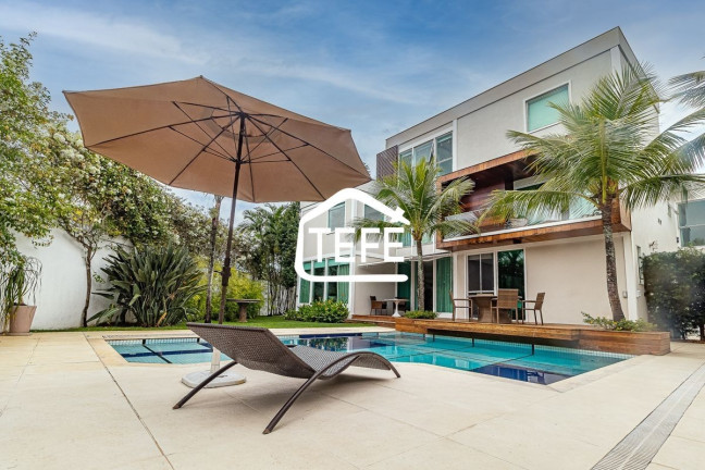 Imagem Casa com 7 Quartos à Venda, 800 m² em Barra Da Tijuca - Rio De Janeiro Imagem Casa com 7 Quartos à Venda, 800 m² em Barra Da Tijuca - Rio De Janeiro