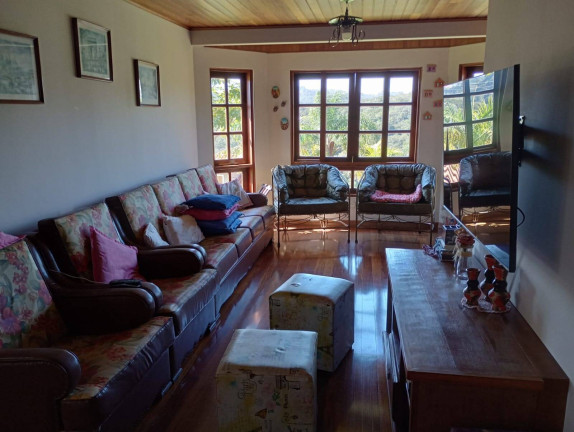 Imagem Chácara com 3 Quartos à Venda, 2.100 m² em Ortizes - Piedade