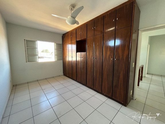 Imagem Sobrado com 3 Quartos à Venda, 146 m² em Jardim Santo Antônio - Goiânia