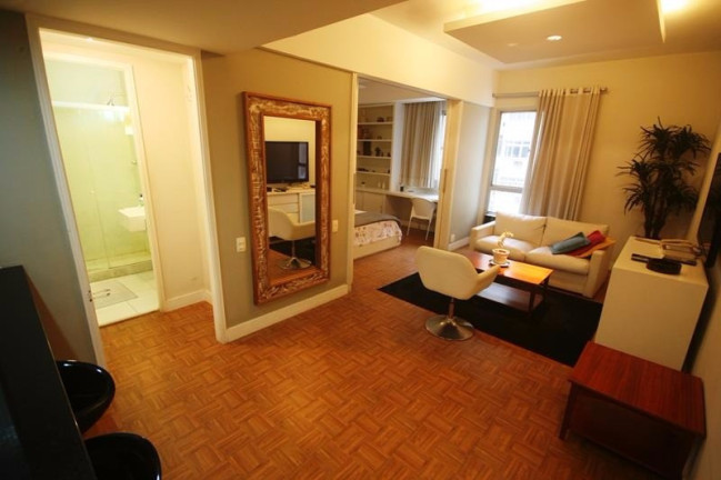 Imagem Imóvel com 1 Quarto para Temporada, 45 m² em Copacabana - Rio De Janeiro