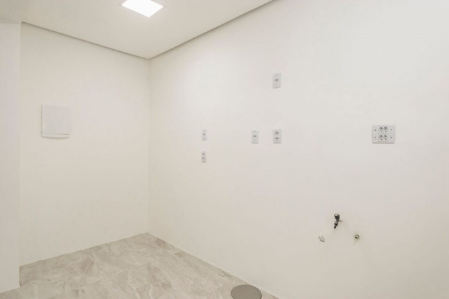Imagem Imóvel com 1 Quarto à Venda, 39 m² em Centro Histórico - Porto Alegre Imagem Imóvel com 1 Quarto à Venda, 39 m² em Centro Histórico - Porto Alegre
