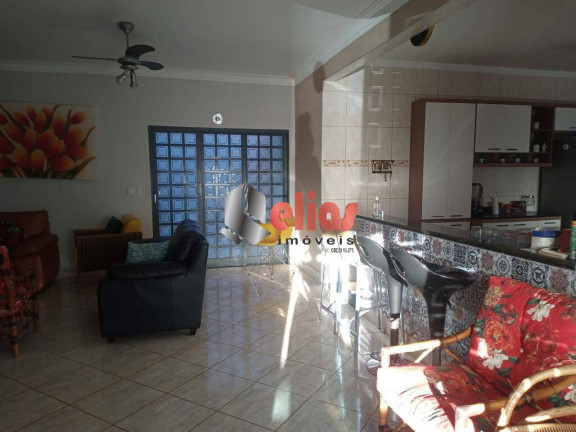 Casa com 4 Quartos à Venda, 300 m² em Vale Do Igapó - Bauru