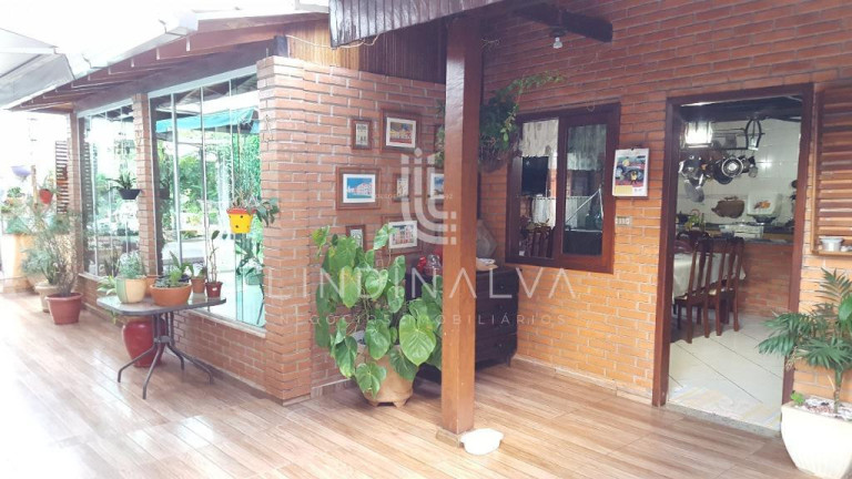 Imagem Casa com 2 Quartos à Venda, 470 m² em Lago Dos Cisnes - Foz Do Iguacu