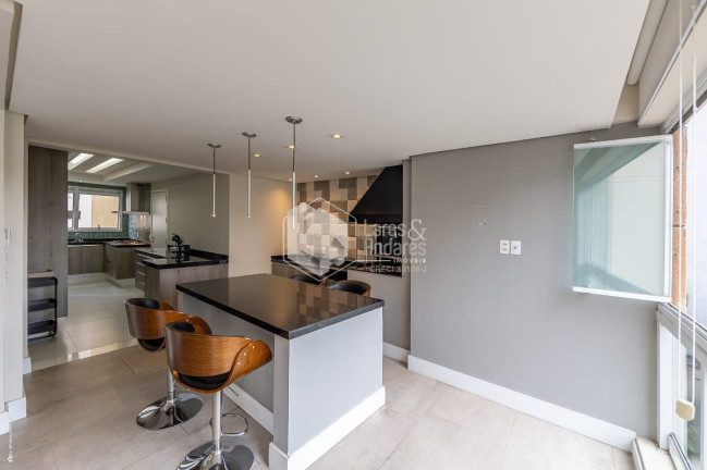 Imagem Apartamento com 3 Quartos à Venda, 172 m² em Aclimação - São Paulo Imagem Apartamento com 3 Quartos à Venda, 172 m² em Aclimação - São Paulo